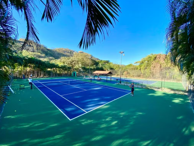 CocoBay Tennis CR